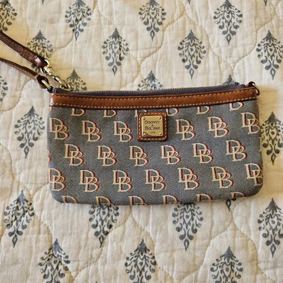 Dooney & Bourke DB Monogram Wristlet Blue Canvas Brown Leather Trim Small Bag - Picture 2 of 10